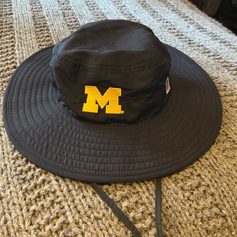 Michigan Wolverines Bucket Hat
